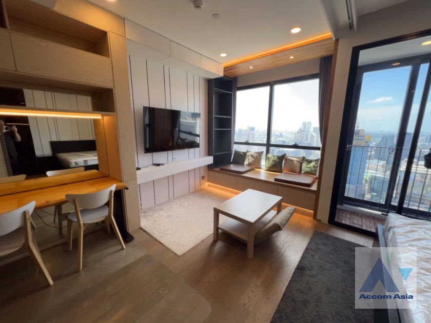 unit 1 Bedroom  Condominium For Rent in Silom, Bangkok  near MRT Sam Yan (AA36778)