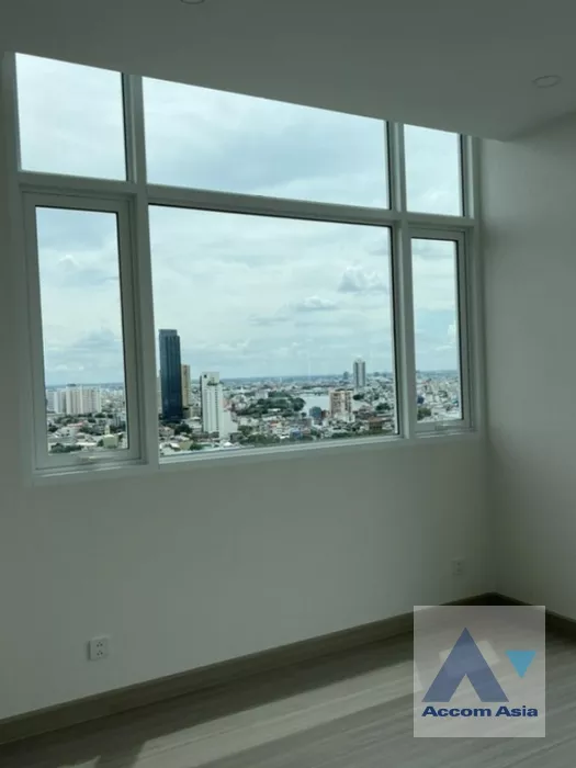  2 Bedrooms  Condominium For Rent in Silom, Bangkok  near MRT Sam Yan (AA36779)
