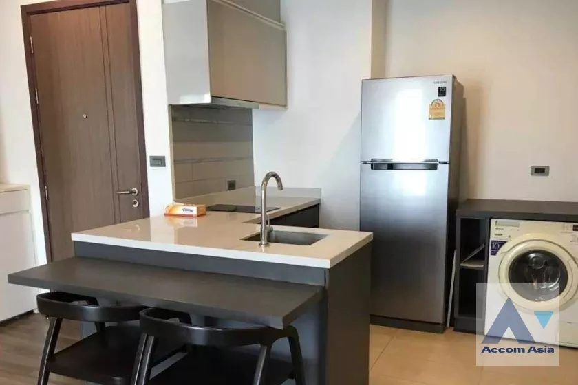 unit 1 Bedroom  Condominium For Sale in Sukhumvit, Bangkok  near BTS Phra khanong (AA36789)