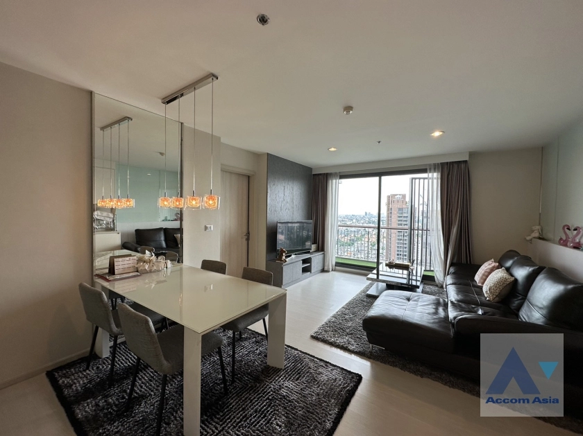 unit 2 Bedrooms  Condominium For Sale in Sukhumvit, Bangkok  near BTS Ekkamai (AA36790)