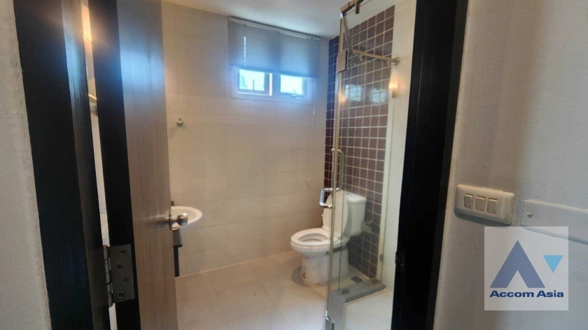 12  3 br Condominium for rent and sale in Sukhumvit ,Bangkok BTS Asok - MRT Sukhumvit at CitiSmart Sukhumvit 18 AA36792