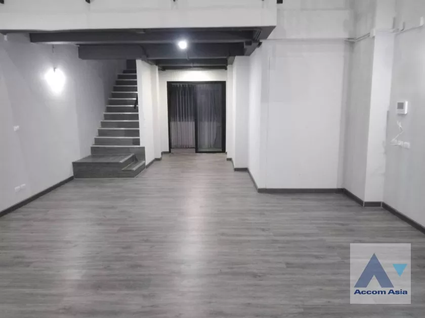  1  4 br Townhouse For Rent in Pattanakarn ,Bangkok BTS On Nut at The Pride Sukhumvit 77 AA36796