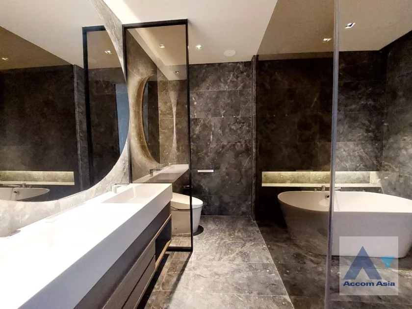 14  3 br Condominium for rent and sale in Charoen Nakhon ,Bangkok BTS Krung Thon Buri at Banyan Tree Residences Riverside AA36798