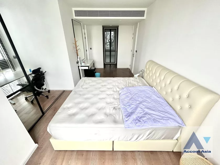 unit 2 Bedrooms  Condominium For Rent in Sukhumvit, Bangkok  near BTS Asok - MRT Sukhumvit (AA36799)