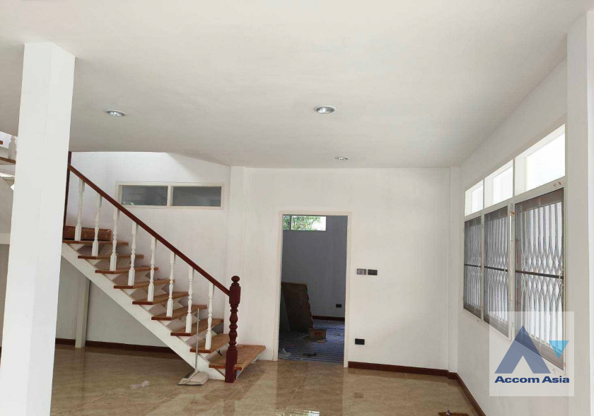 unit House For Rent in Sukhumvit, Bangkok  near BTS Phra khanong (AA36801)