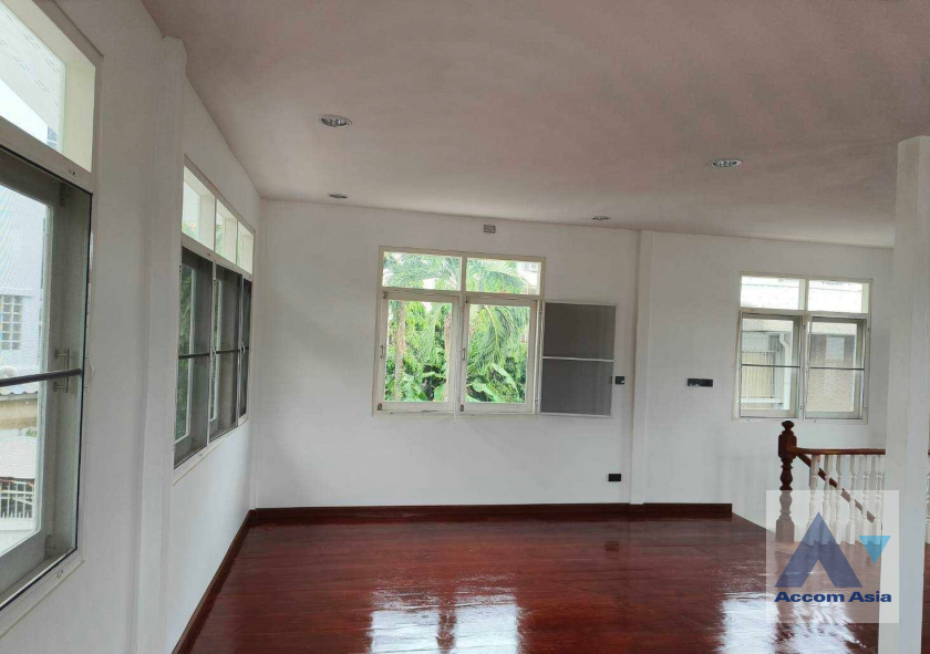 unit House For Rent in Sukhumvit, Bangkok  near BTS Phra khanong (AA36801)