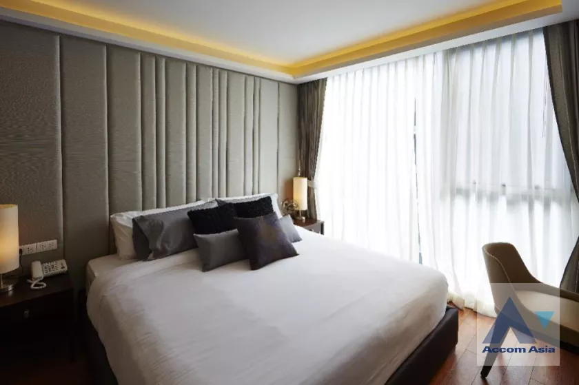 unit 1 Bedroom  Apartment For Rent in Sukhumvit, Bangkok  near BTS Ekkamai (AA36809)