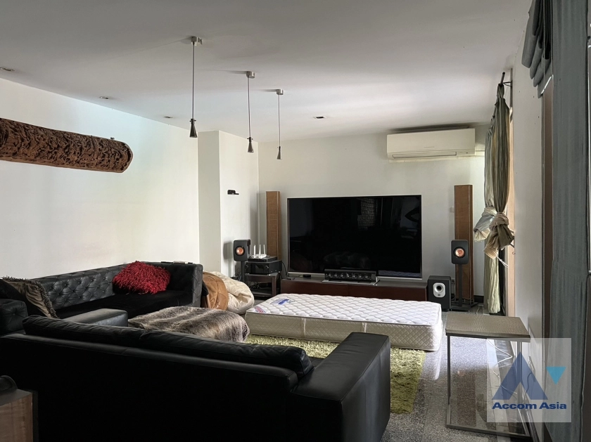  1  5 br Townhouse For Sale in Sukhumvit ,Bangkok BTS Thong Lo at Private Sukhumvit Compound AA36810
