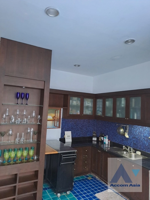 16  5 br Townhouse For Sale in Sukhumvit ,Bangkok BTS Thong Lo at Private Sukhumvit Compound AA36810