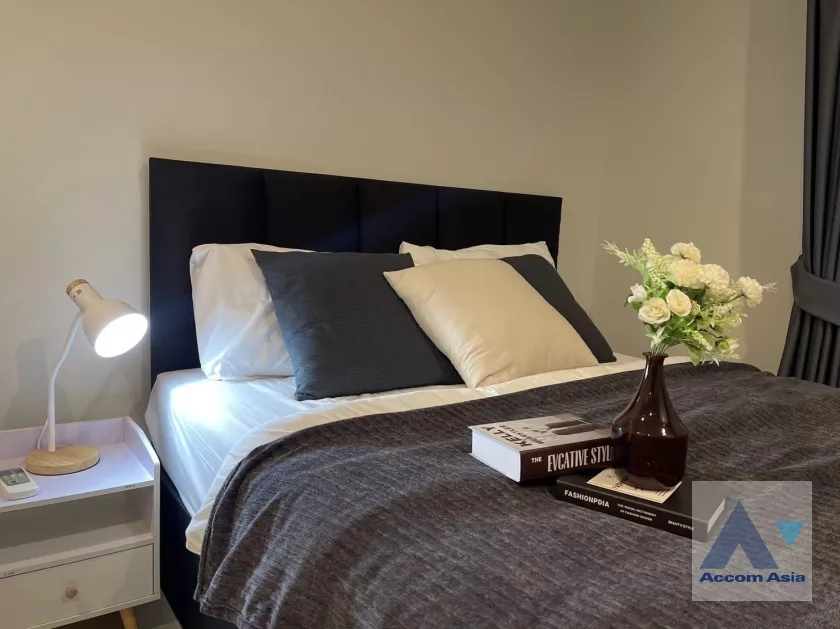  Metro Sky Wutthakat Condominium  for Rent   in Dusit Bangkok