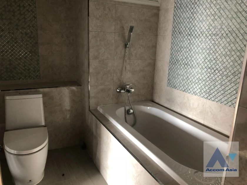 9  2 br Condominium for rent and sale in Charoen Nakhon ,Bangkok BTS Krung Thon Buri at Saichol Mansion AA36817