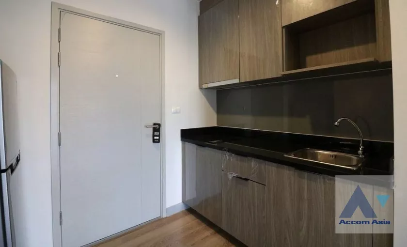 5  1 br Condominium For Sale in Lat Phrao ,Bangkok MRT Lat Phrao at Chapter One Midtown AA36818