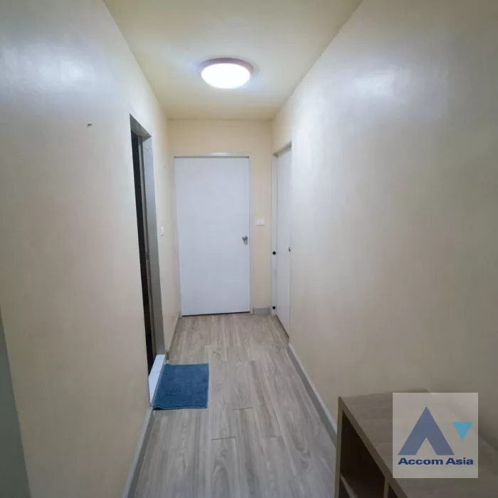 unit 2 Bedrooms  Condominium For Sale in Sathorn, Bangkok  near BRT Thanon Chan (AA36827)