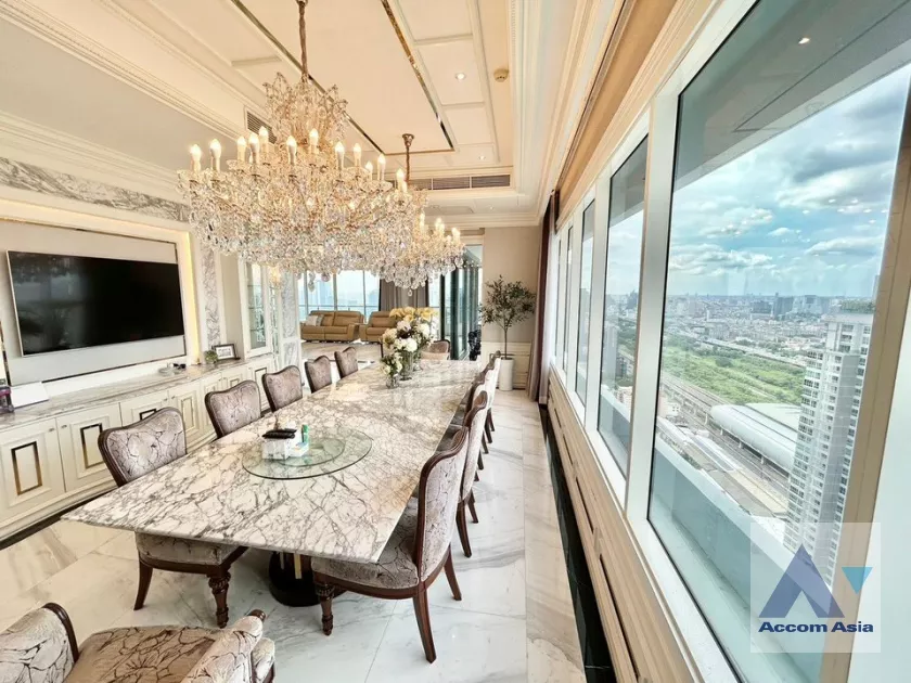 Penthouse |  4 Bedrooms  Condominium For Rent in Phaholyothin, Bangkok  near MRT Phetchaburi (AA36831)