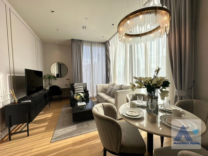  1  2 br Condominium For Rent in Ploenchit ,Bangkok BTS Chitlom at 28 Chidlom AA36836