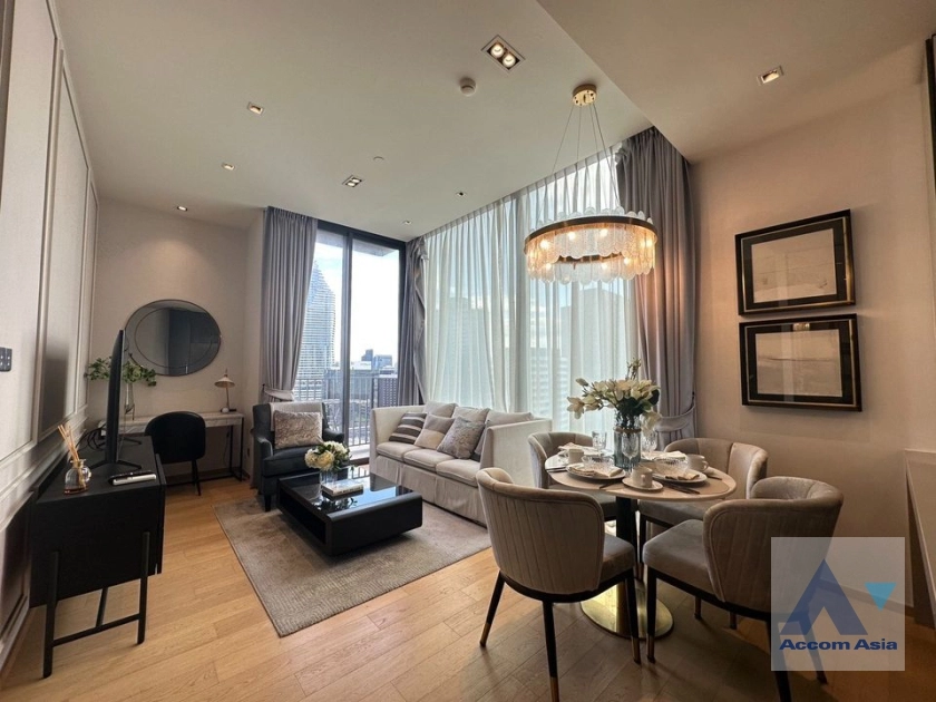  1  2 br Condominium For Rent in Ploenchit ,Bangkok BTS Chitlom at 28 Chidlom AA36836