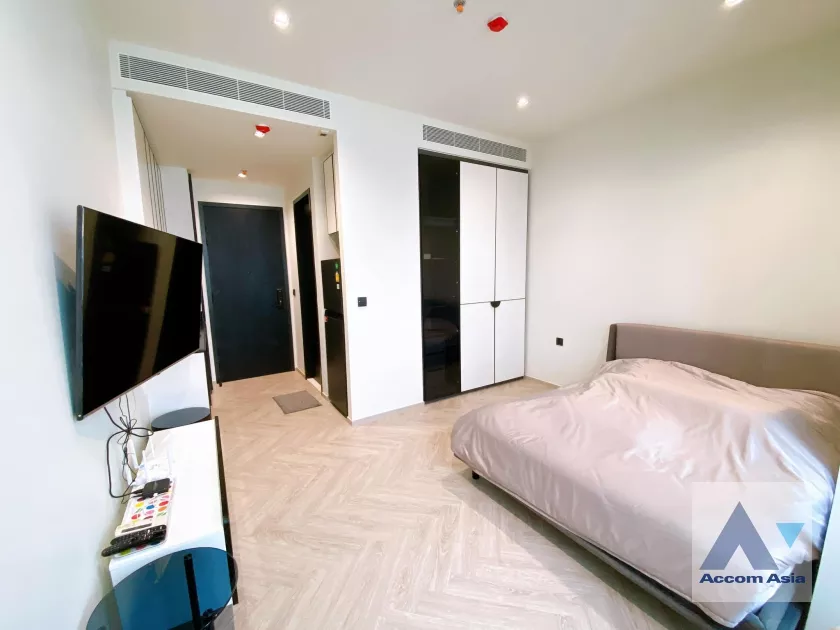 unit Condominium For Rent in Charoen Nakhon, Bangkok  near BTS Krung Thon Buri (AA36839)