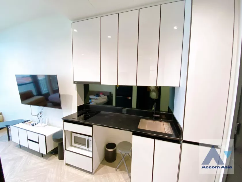  1  Condominium For Rent in Charoen Nakhon ,Bangkok BTS Krung Thon Buri at Chapter Charoennakhon  Riverside AA36839