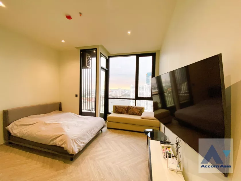 unit Condominium For Rent in Charoen Nakhon, Bangkok  near BTS Krung Thon Buri (AA36839)