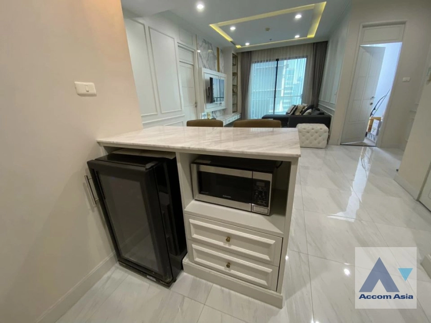 4  2 br Condominium For Sale in Ratchadaphisek ,Bangkok MRT Phetchaburi at Supalai Premier at Asoke AA36842