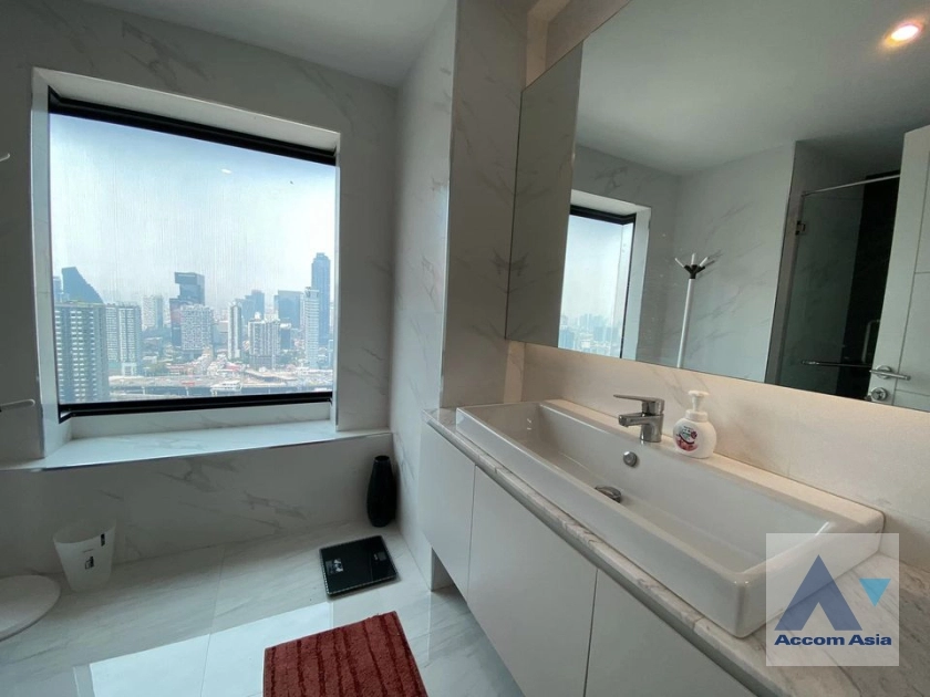 7  2 br Condominium For Sale in Ratchadaphisek ,Bangkok MRT Phetchaburi at Supalai Premier at Asoke AA36842