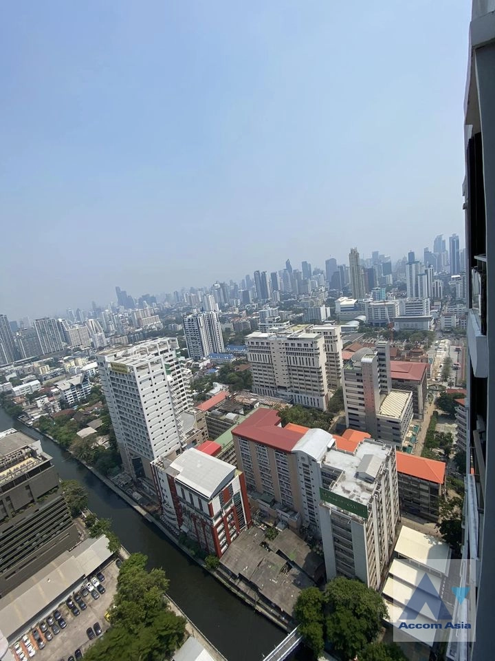 13  2 br Condominium For Sale in Ratchadaphisek ,Bangkok MRT Phetchaburi at Supalai Premier at Asoke AA36842