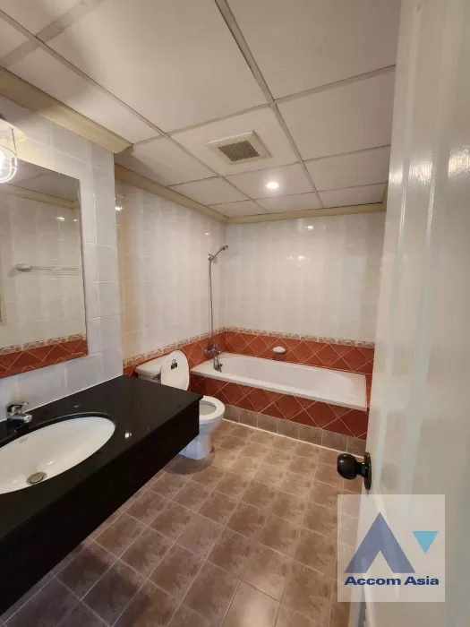  1  3 br Condominium For Rent in Phaholyothin ,Bangkok  at Supalai Park Phaholyothin AA36843