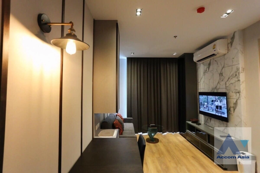 unit 1 Bedroom  Condominium For Rent & Sale in Sukhumvit, Bangkok  near BTS Phrom Phong (AA36844)