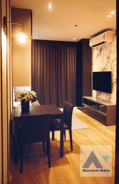 unit 1 Bedroom  Condominium For Rent & Sale in Sukhumvit, Bangkok  near BTS Phrom Phong (AA36844)
