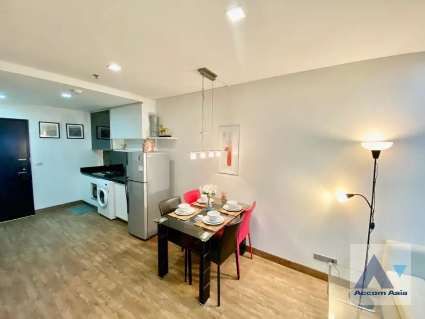  2 Bedrooms  Condominium For Rent in Sukhumvit, Bangkok  near BTS Phra khanong (AA36854)
