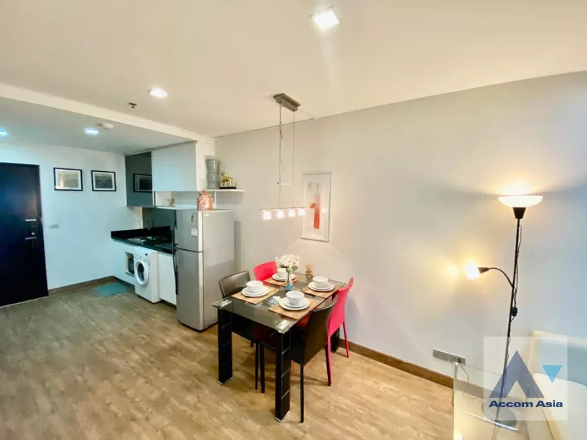 unit 2 Bedrooms  Condominium For Rent in Sukhumvit, Bangkok  near BTS Phra khanong (AA36854)