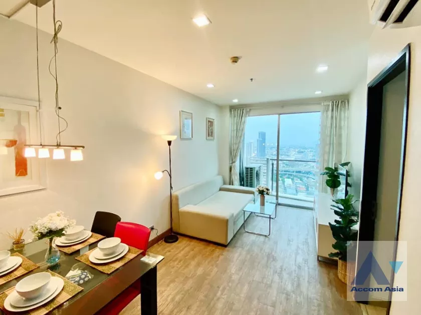  2  2 br Condominium For Rent in Sukhumvit ,Bangkok BTS Phra khanong at Sky Walk AA36854