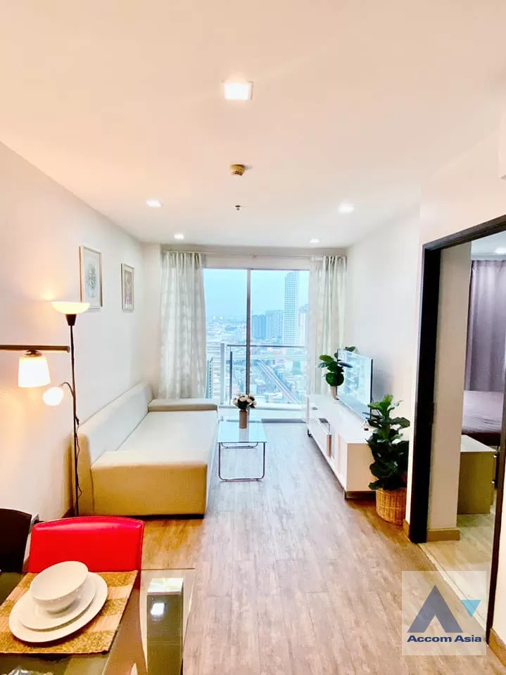 unit 2 Bedrooms  Condominium For Rent in Sukhumvit, Bangkok  near BTS Phra khanong (AA36854)