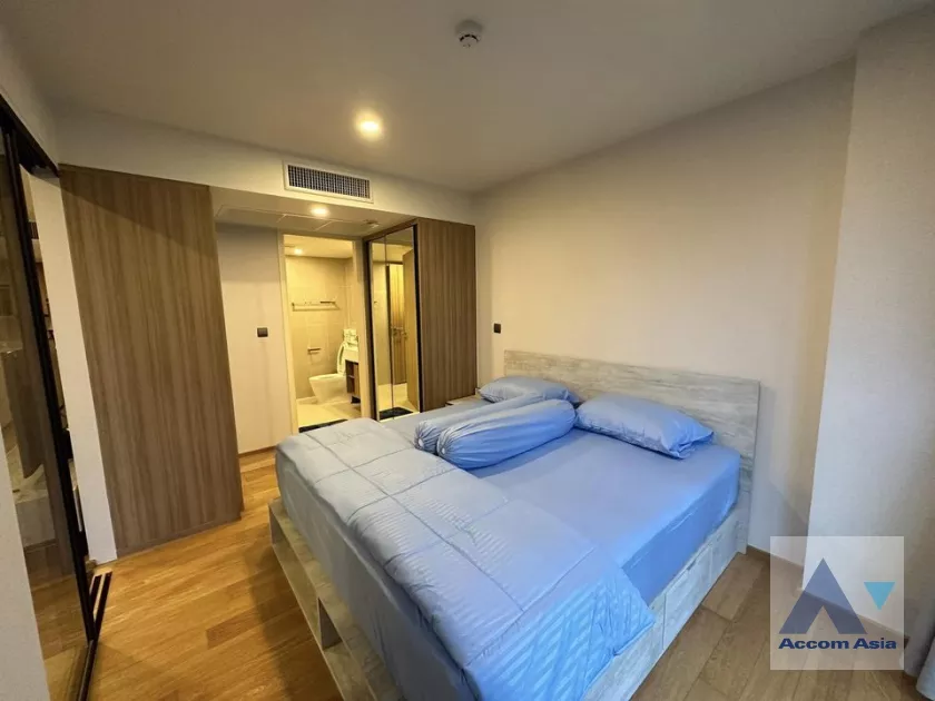 unit 2 Bedrooms  Condominium For Rent in Ploenchit, Bangkok  near BTS Chitlom (AA36855)