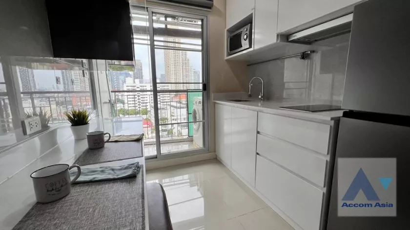 6  1 br Condominium For Sale in Sathorn ,Bangkok BTS Chong Nonsi at Centric Sathorn St Louis AA36858