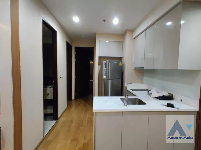  2 Bedrooms  Condominium For Rent in Phaholyothin, Bangkok  near MRT Phetchaburi - ARL Makkasan (AA36868)