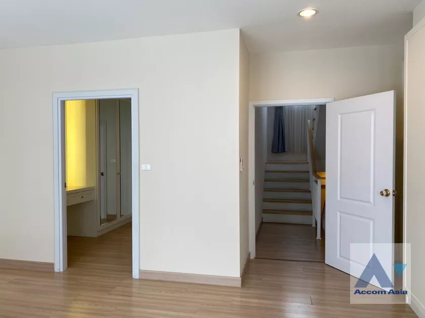 6  4 br Townhouse For Rent in Bang Na ,Bangkok BTS Udomsuk at Townhouse AA36879