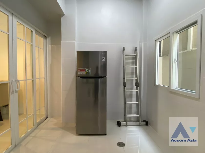 5  4 br Townhouse For Rent in Bangna ,Bangkok BTS Udomsuk at Townhouse AA36879