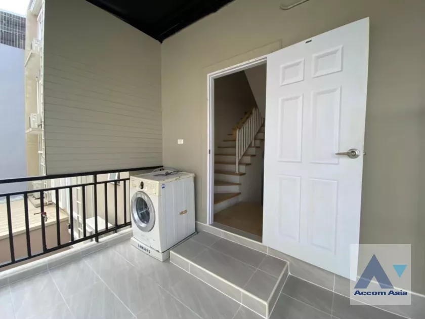 18  4 br Townhouse For Rent in Bang Na ,Bangkok BTS Udomsuk at Townhouse AA36879