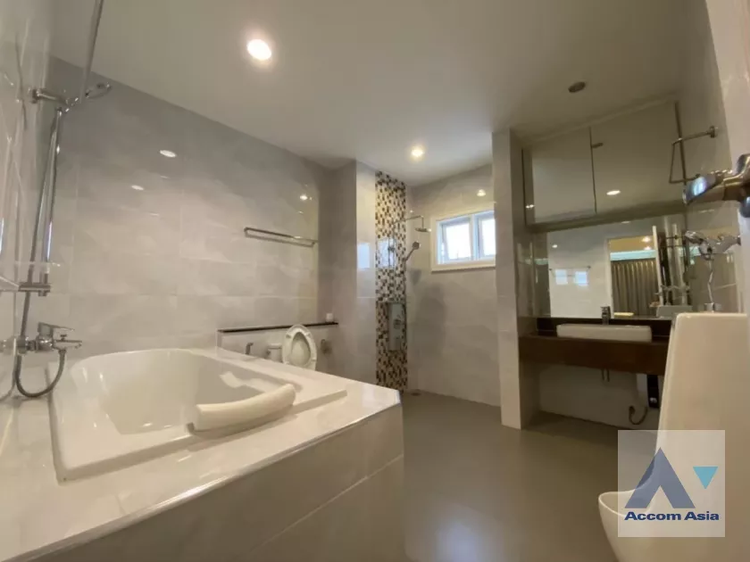 15  4 br Townhouse For Rent in Bang Na ,Bangkok BTS Udomsuk at Townhouse AA36879