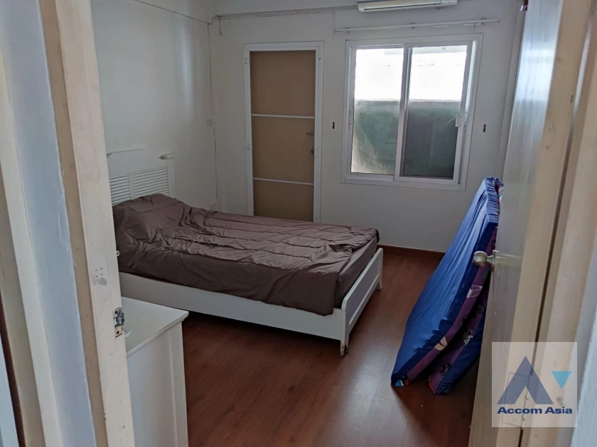 10  3 br House For Rent in Phaholyothin ,Bangkok BTS Sanam Pao AA36887