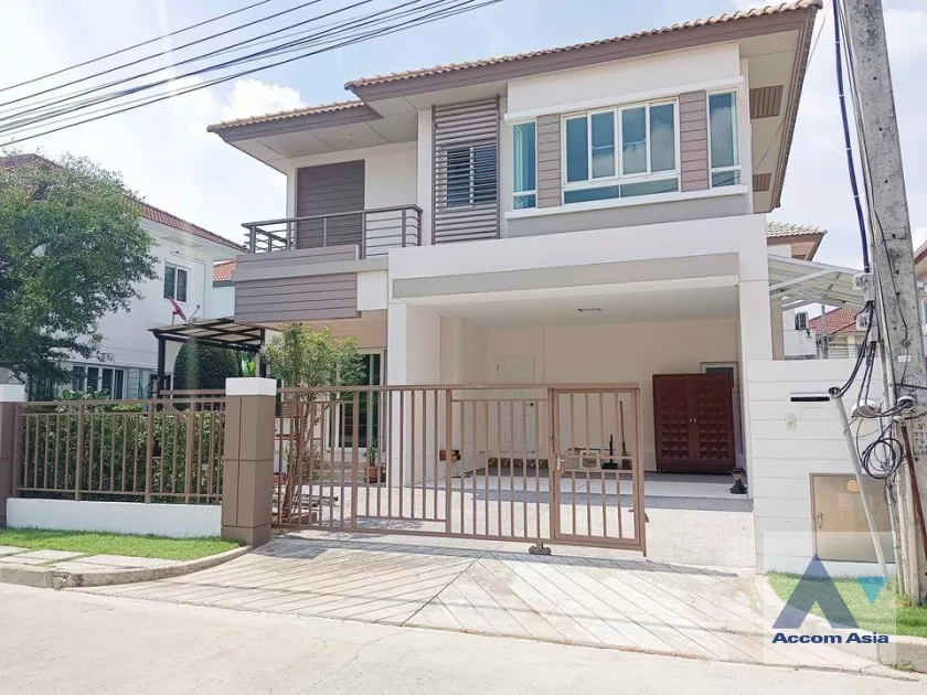  2  4 br House For Sale in Pattanakarn ,Bangkok  at Burasiri Onnut Bangna AA36888