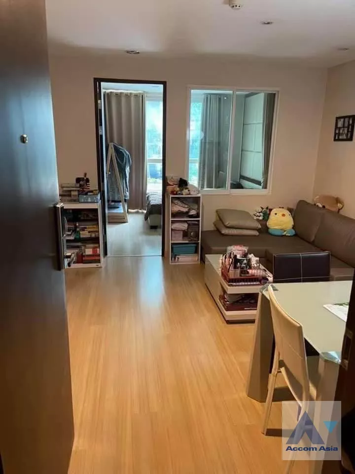 unit 1 Bedroom  Condominium For Sale in ,   near BTS Ratchadamri (AA36889)