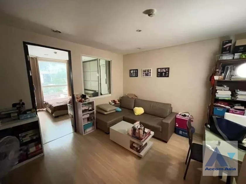 unit 1 Bedroom  Condominium For Sale in ,   near BTS Ratchadamri (AA36889)