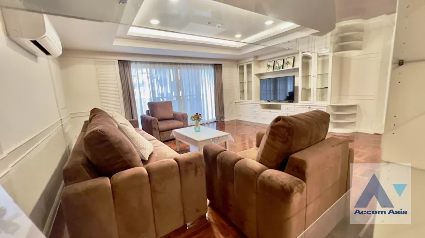 unit 2 Bedrooms  Apartment For Rent in Sukhumvit, Bangkok  near BTS Phrom Phong (AA36897)