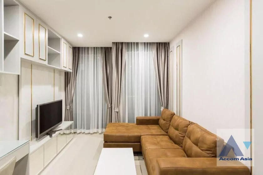 Fully Furnished |  1 Bedroom  Condominium For Rent & Sale in Ploenchit, Bangkok  near BTS Ploenchit (AA36899)