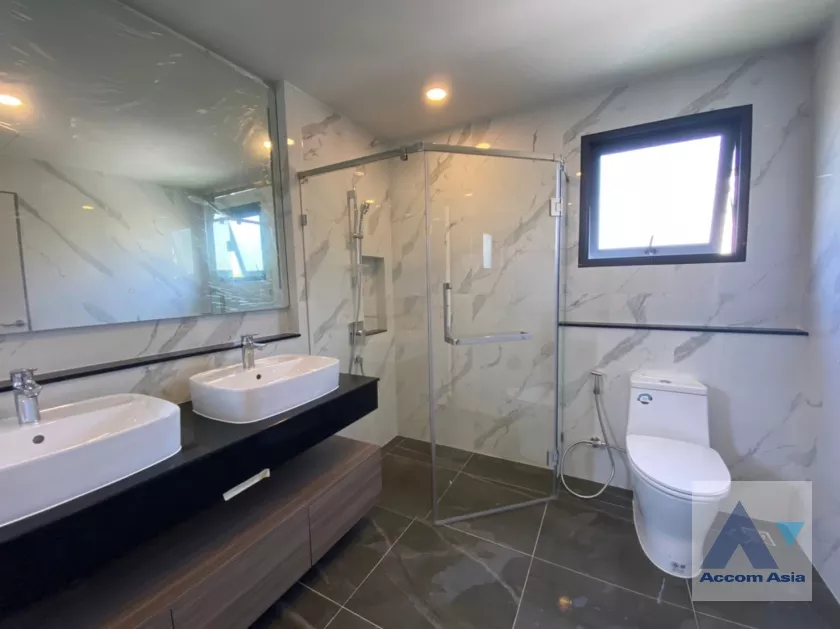 9  4 br House For Sale in Pattanakarn ,Bangkok  at The City Sukhumvit Onnut AA36936