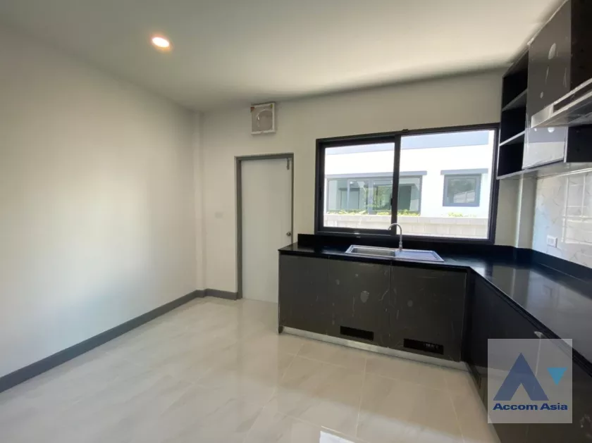 5  4 br House For Sale in Pattanakarn ,Bangkok  at The City Sukhumvit Onnut AA36936