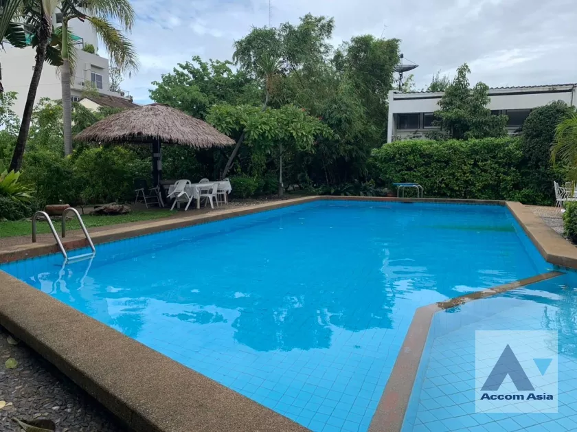 7  2 br Apartment For Rent in Sathorn ,Bangkok BTS Chong Nonsi at Pool and Greenery AA36944