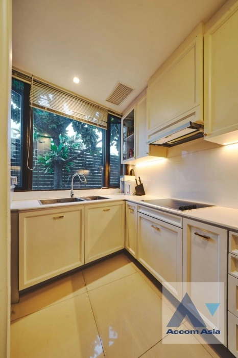4  3 br Condominium For Rent in Sathorn ,Bangkok BTS Chong Nonsi - MRT Lumphini at Baan Lux Sathorn AA36946